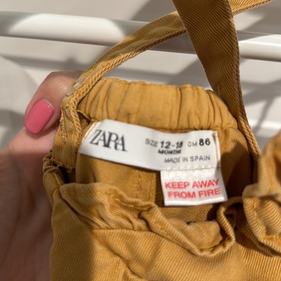 Zara Girls Overalls Size 12-18M - Picture 2 of 3